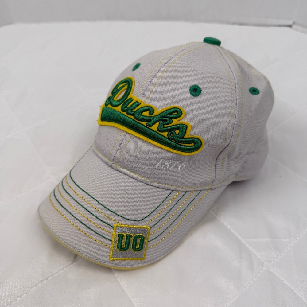 Oregon Ducks Hat Donegal Bay Gray Green Yellow Embroidered Adjustable Cap NCAA